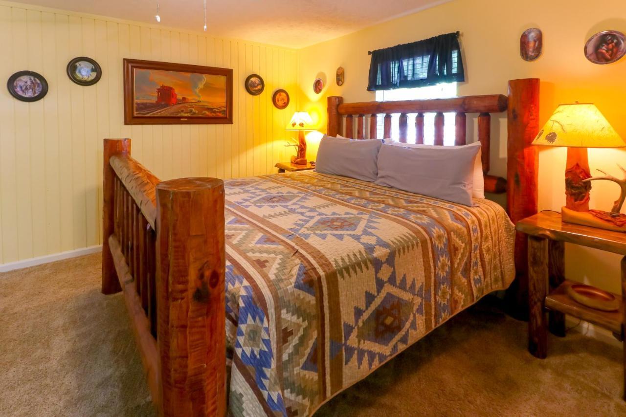 Вилла Little Bear Retreat 1 Хелен Экстерьер фото
